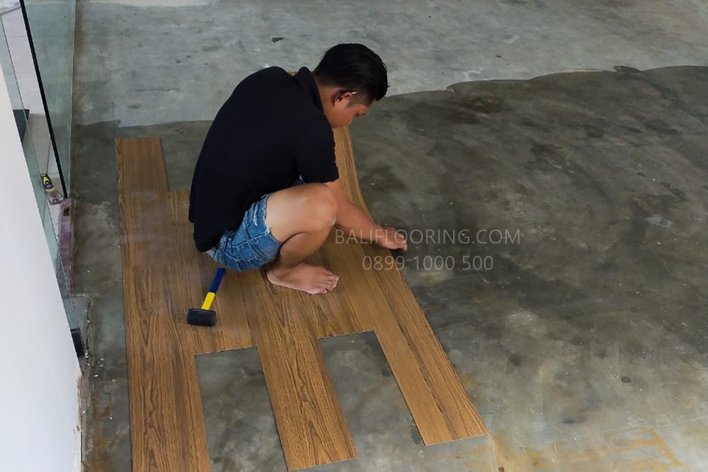 Jasa Pemasangan Plint Lantai PVC di Bali